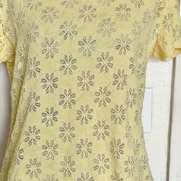 Covington Womens Blouse Size Large Floral Yellow Short Sleeve Embroidered Thread - Picture 5 of 16